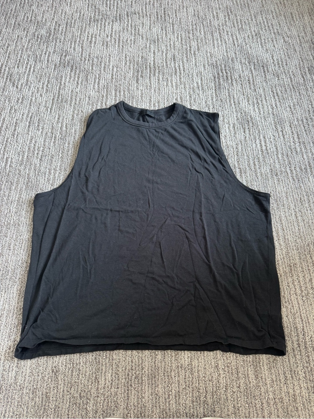 skims boyfriend muscle tank